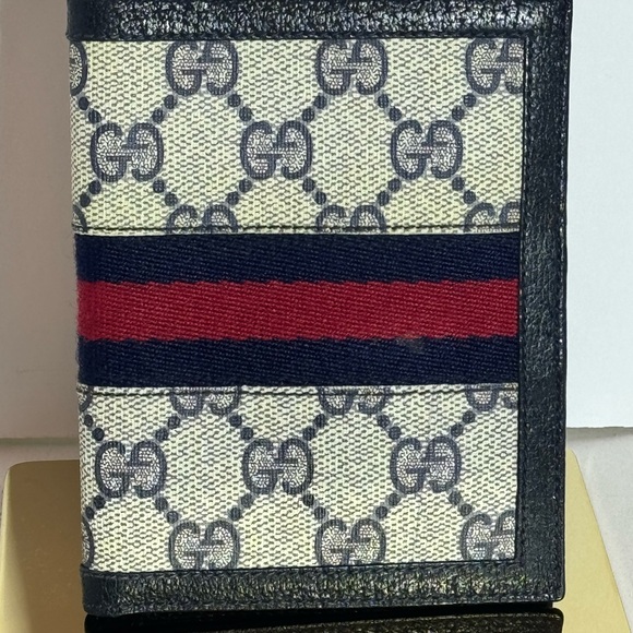 Gucci Navy and Cream Monogram Bi Fold / card holder - Picture 1 of 8